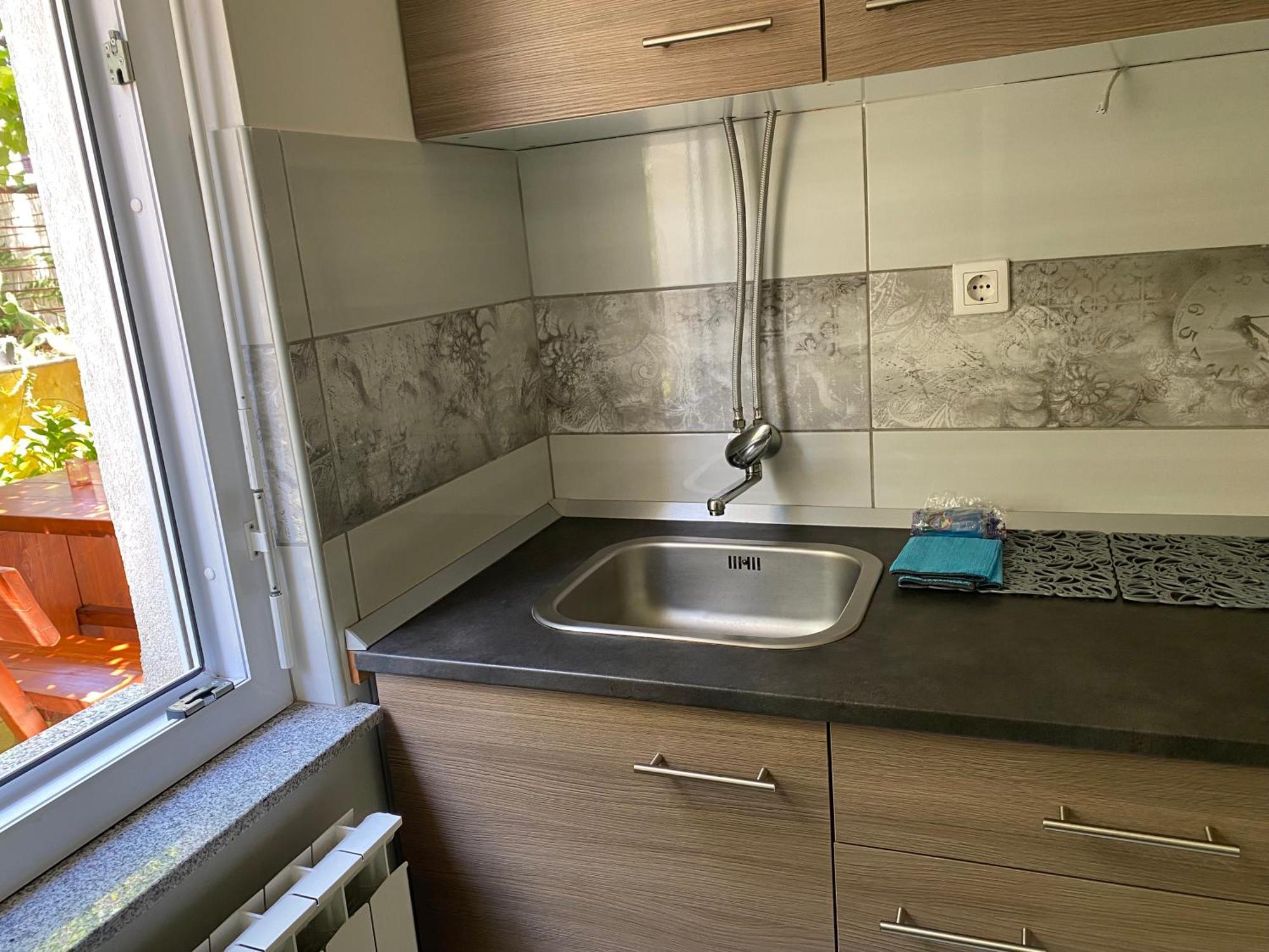 Apartments Topic & Krk Central Location Krk Town Exterior photo